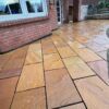 Hartsandstein Terrassenplatten mediterrane Platten am Haus